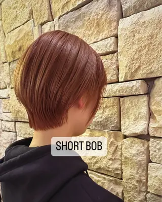 ショート 美髪矯正/酸性ストレ ート/艶カラー/堅田のヘアスタイル