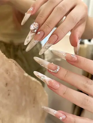 ネイル D-BEAUTY Nailsalonのネイルデザイン