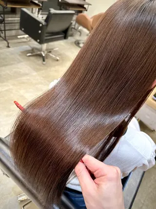 セミロング カラー 髪質改善特化サロン ICONIQ天神店のヘアスタイル