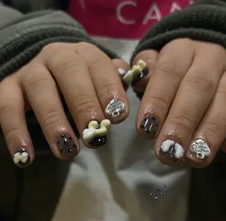 ネイル añil所属・anil miyuのネイルデザイン
