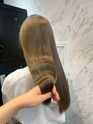 カラー 🌸ハイトーンカラー ゆずな 🌸のヘアスタイル