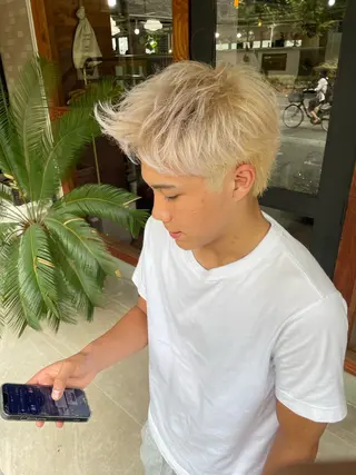 ショート カラー メンズ marbles 森田雅治のヘアスタイル