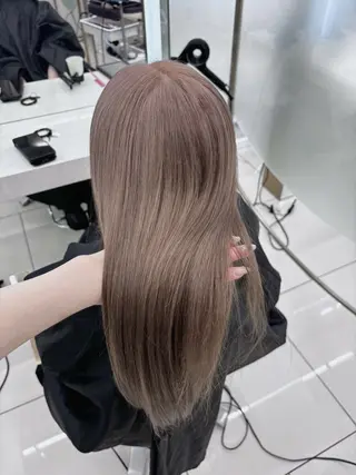 ロング モヅメ モモエのヘアスタイル