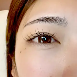 マツエク・マツパ MELIAnail&eyelash所属・角屋 ひとみのマツエク・マツパデザイン