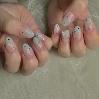 ネイル repos~ルポ~所属・里見 麗のネイルデザイン