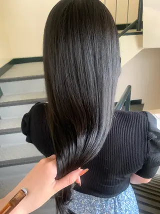 ロング カラー riho🪻暗髪/ 色持ちがいいカラーのヘアスタイル