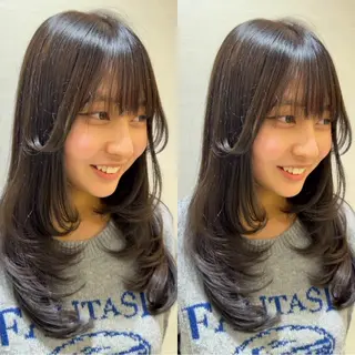 ロング 海希/ブリーチ透明カ ラー/レイヤーカットのヘアスタイル