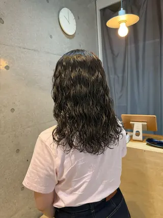 セミロング デジタルパーマ ウェーブパーマ/神野のヘアスタイル