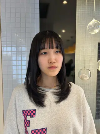 セミロング 宮本 果凜のヘアスタイル