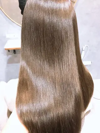 ロング Carrefour LOCO Kyogoku八潮店【カルフールロコキョウゴク】所属・LOCO Aikaのヘアスタイル