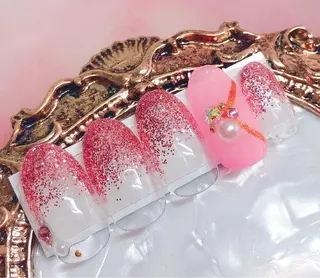 ネイル CROWN プライベートサロンのネイルデザイン