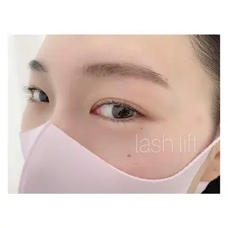 マツエク・マツパ CANVAS beauty salon所属・CANVAS YUUKAの眉毛・アイブロウイメージ