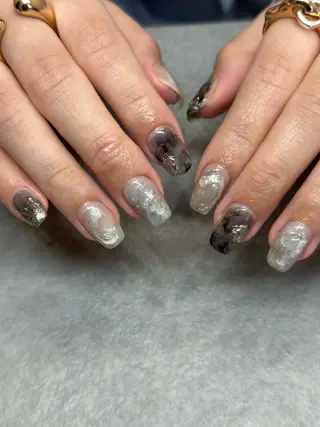 ネイル kiii.__ ✴︎*のネイルデザイン