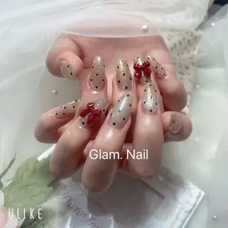 ネイル Glam nail salon所属・リ ナのネイルデザイン