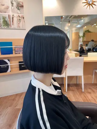 ショート ICHIGO 大山所属・emma 星野のヘアスタイル