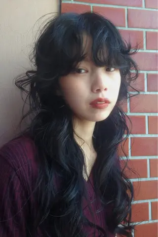 ロング カラー 南部 綾音のヘアスタイル