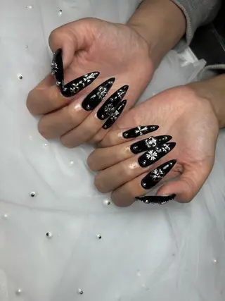 ネイル 🩷momo nail🩷のネイルデザイン