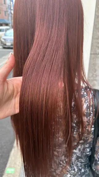 ロング カラー 池上 琉加のヘアスタイル