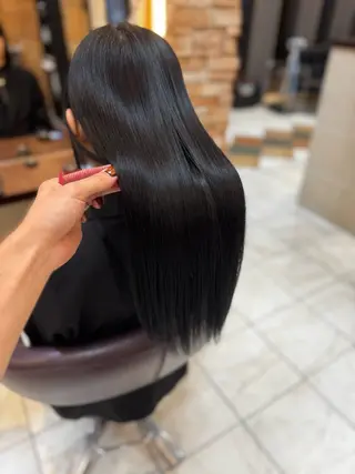 ロング ⭐️透け感カラー /齊藤容史⭐️のヘアスタイル