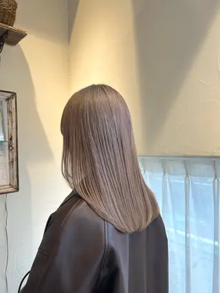 ミディアム 柳川沙羅 🌿透明感カラーのヘアスタイル