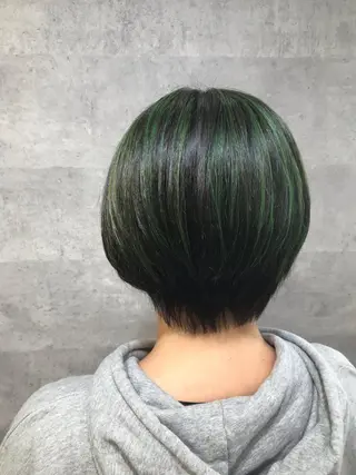 カラー 山本 咲貴のヘアスタイル