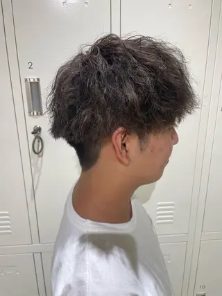 ショート パーマ メンズ 野町好花 レイヤー/髪質改善のヘアスタイル