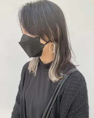 ミディアム ブリーチ/ウルフ ハッシュカット/石山のヘアスタイル