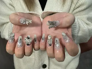 ネイル LAVISH nail salonのネイルデザイン