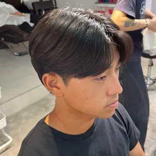 メンズ フェザーパーマ🌙 毛流れ yuzukiのヘアスタイル