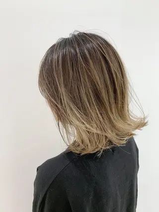 ショート カラー パーマ hair salon darts所属・髪質改善/美髪ケア ✨岡野右京のヘアスタイル