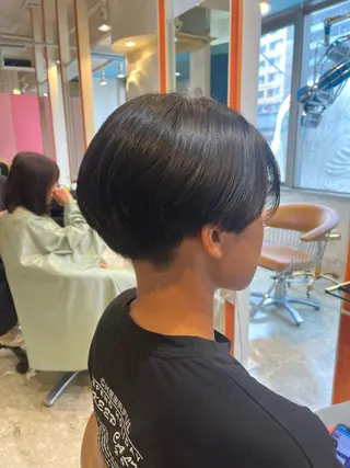 ショート うしだ かおるのヘアスタイル