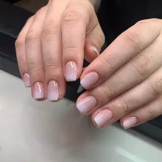 ネイル mofie🤍ユミ/ 恵比寿/パラジェルのネイルデザイン