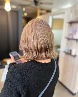 ミディアム 【DEST】 KAHOのヘアスタイル