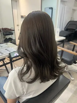 セミロング カラー 🥀韓国ヘア🥀 宮津真菜のヘアスタイル