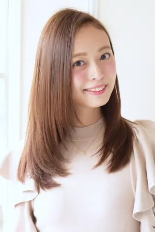 ミディアム マーブル東京 三軒茶屋 美容室のヘアスタイル