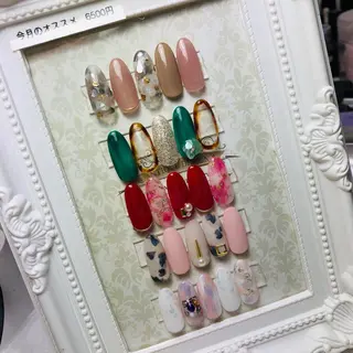 ネイル 石原 夕華のネイルデザイン