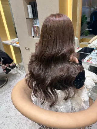 ロング Kanami/韓国風 /艶カラーのヘアスタイル