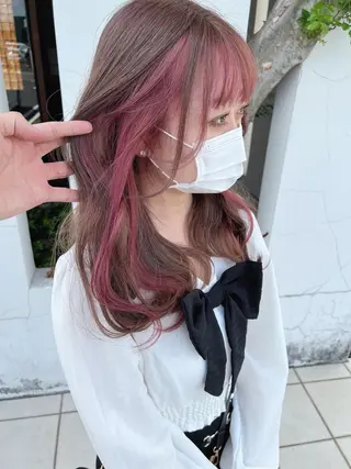 セミロング カラー 具志 正太のヘアスタイル