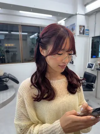 セミロング カラー MIES amane(アマネ)のヘアスタイル