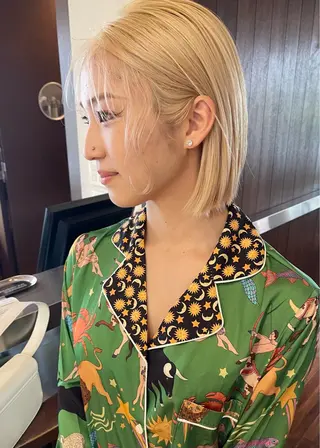 ショート カラー 髪質改善ｶﾗｰ ｹｱﾌﾞﾘｰﾁ/ﾀﾑのヘアスタイル