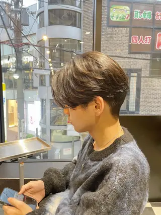 ショート パーマ メンズ メンズ毛流れパーマ/ センターパート/怜哉のヘアスタイル