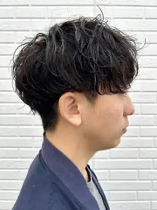 ショート パーマ メンズ Hwyl by Niau所属・内山 翔太のヘアスタイル