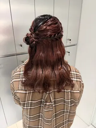 ヘアアレンジ ヘアセット🎀耳つぼ 👂💎MONAMIのヘアスタイル