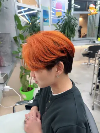 ショート カラー 岡野 静華のヘアスタイル