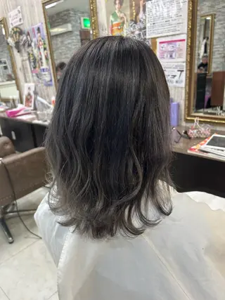 ミディアム カラー ハイトーン Arphyのヘアスタイル