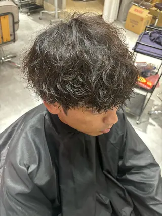 ショート パーマ メンズ 長谷川 湧のヘアスタイル