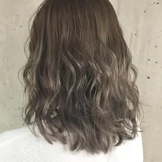 ミディアム カラー パーマ ヘアアレンジ メンズ キッズ ネイル マツエク・マツパ 韓国風×透明感カラー 髪質改善オタベシンヤのヘアスタイル