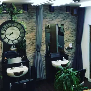 メンズ ヘアーサロンSORA所属・ヘアーサロン ＳＯRＡお顔剃りのエステ・リラクイメージ