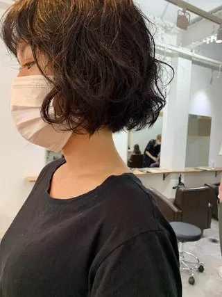 ショート パーマ パーマ/透明感カラー /ボブ/吉田一生のヘアスタイル