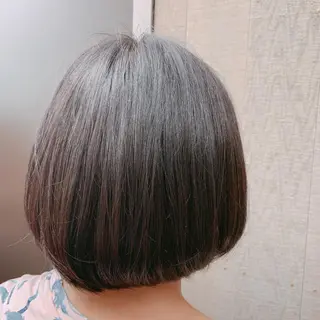 ショート ハイトーンカラー🤍 山下 優華のヘアスタイル